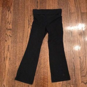 Bellbottom yoga pants